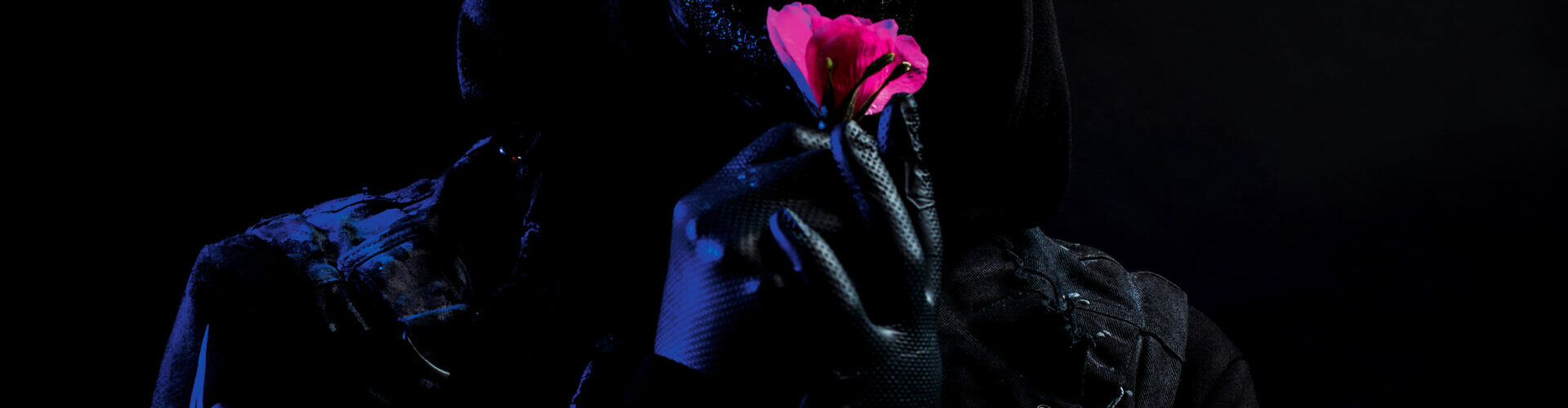 COMBICHRIST – CMBCRST: Industrial Metal, wie man ihn mögen muss