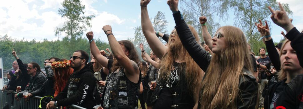 FOTOSTRECKE: Mahlstrom Open Air am Herthasee – Samstag