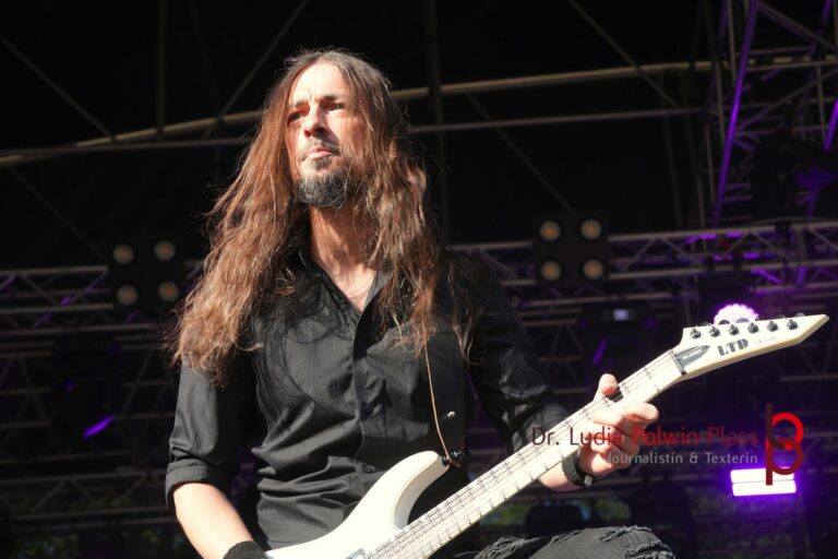 AUTUMN BRIDE_Donauinselfest 2025_Polwin-Plass_482