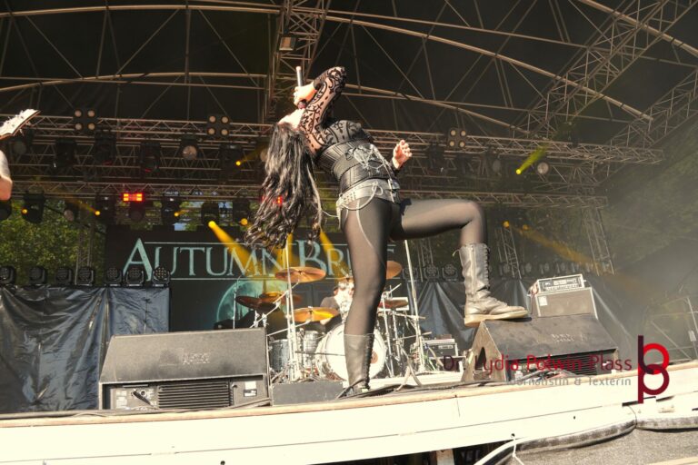 AUTUMN BRIDE_Donauinselfest 2025_Polwin-Plass_557