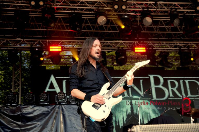 AUTUMN BRIDE_Donauinselfest 2025_Polwin-Plass_618