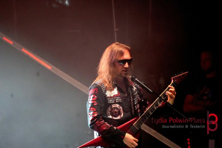 BEAST IN BLACK_Donauinselfest 2025_Polwin-Plass_815-1