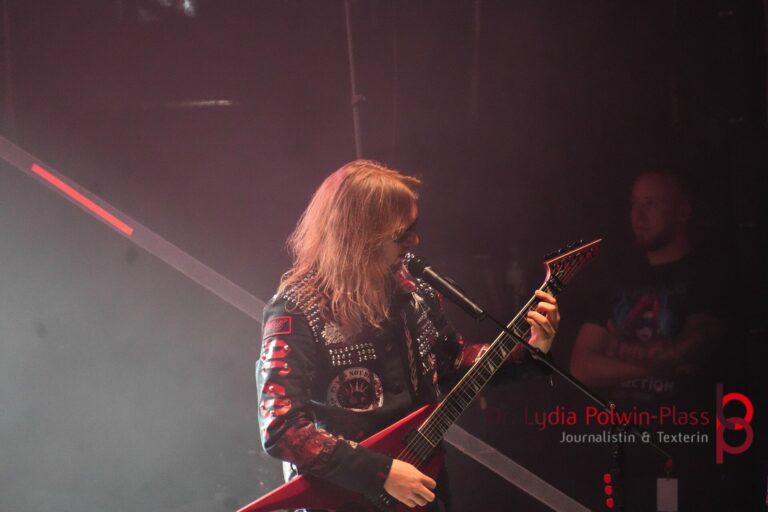 BEAST IN BLACK_Donauinselfest 2025_Polwin-Plass_816-1