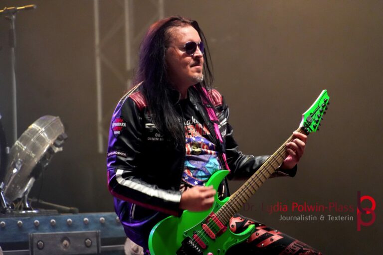 BEAST IN BLACK_Donauinselfest 2025_Polwin-Plass_820-1