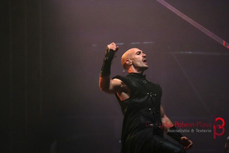 BEAST IN BLACK_Donauinselfest 2025_Polwin-Plass_827-1