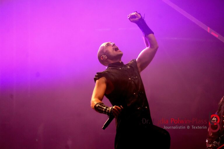 BEAST IN BLACK_Donauinselfest 2025_Polwin-Plass_828-1