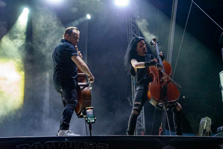 Apocalyptica (2)