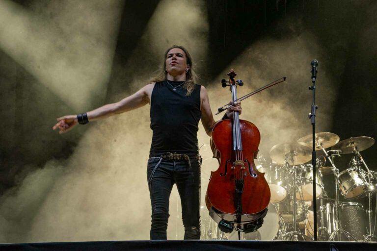 Apocalyptica (3)