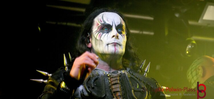 FOTOSTRECKE: CRADLE OF FILTH und NERVOSA 2025 im Colos-Saal / Aschaffenburg