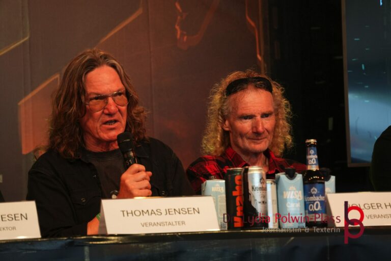 ABSCHLUSSPRESSEKONFERENZ_Wacken 2025_Polwin-Plass_373