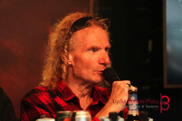 ABSCHLUSSPRESSEKONFERENZ_Wacken 2025_Polwin-Plass_379