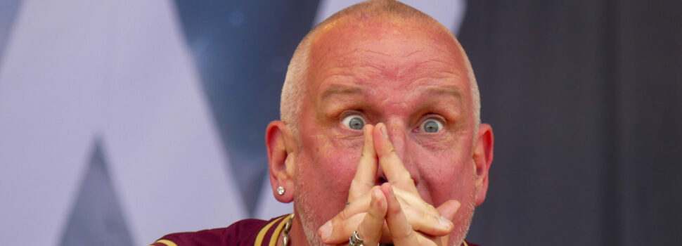 Die Welt brennt, das Schiff sinkt – aber Clawfinger drehen mit „Before we all die“ die Verstärker noch einmal voll auf