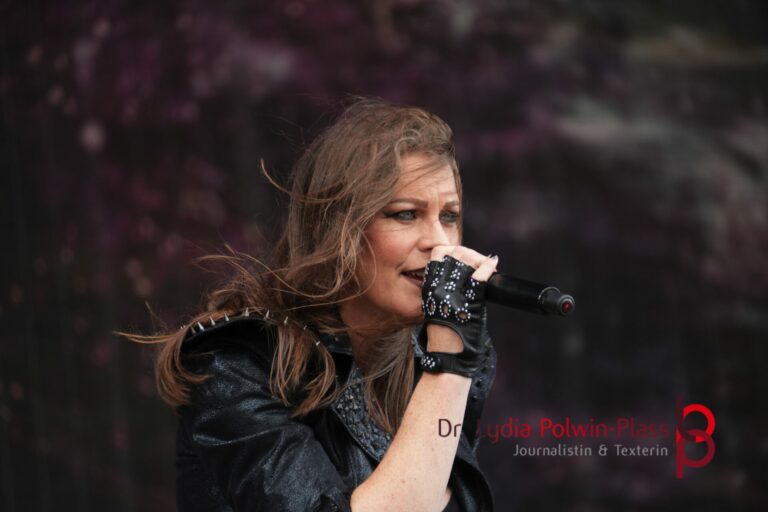 Floor Jansen_Wacken 2025_Polwin-Plass_278