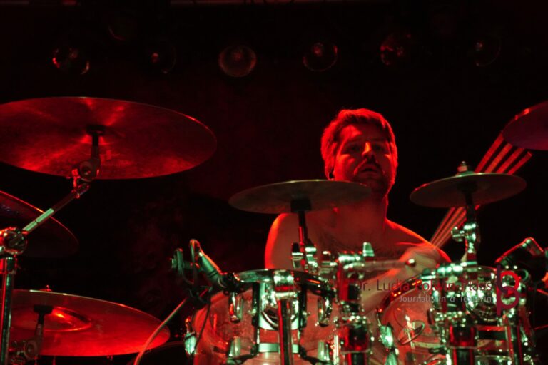 STILLBIRTH_Colos-Saal_Polwin-Plass_076