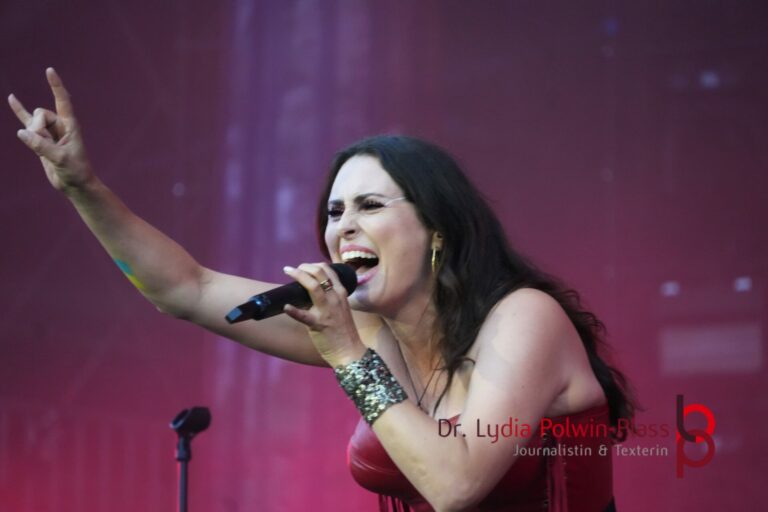 WITHIN TEMPTATION_Wacken 2025_Polwin-Plass_652