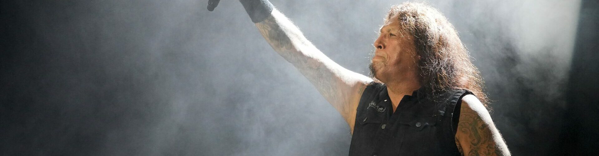 FOTOSTRECKE: Testament, Obituary, Nervosa und Destruction im Schlachthof Wiesbaden