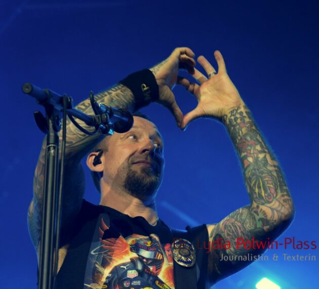 FOTOSTRECKEN und NACHBERICHT zu VOLBEAT, BUSH und WITCH FEVER in der Wiener Stadthalle