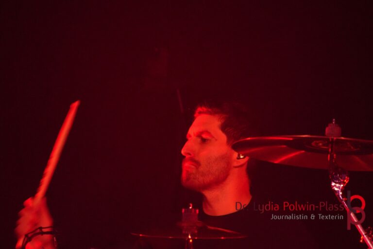 Bury Tomorrow_Festhalle_2025_Polwin-Plass_496