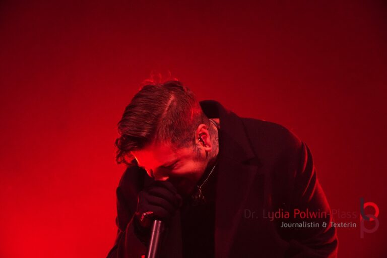 Bury Tomorrow_Festhalle_2025_Polwin-Plass_500