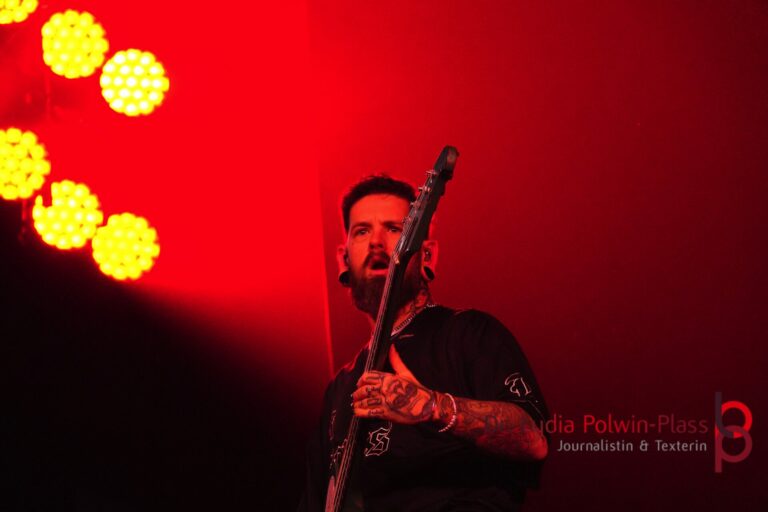 Bury Tomorrow_Festhalle_2025_Polwin-Plass_523