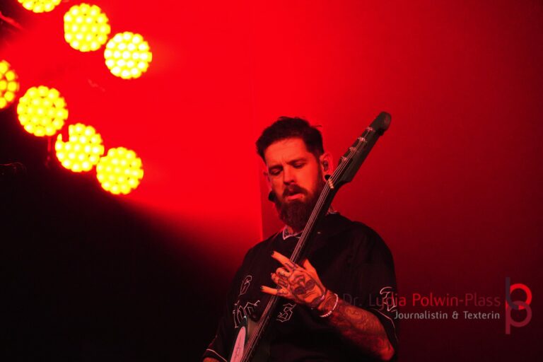 Bury Tomorrow_Festhalle_2025_Polwin-Plass_524