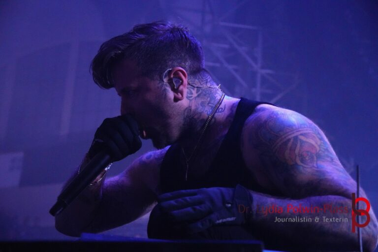 Bury Tomorrow_Festhalle_2025_Polwin-Plass_581