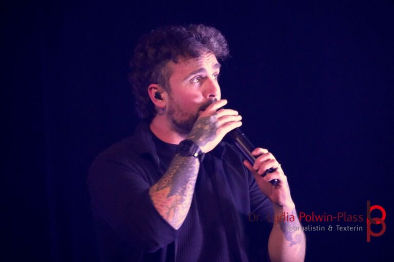 Bury Tomorrow_Festhalle_2025_Polwin-Plass_639