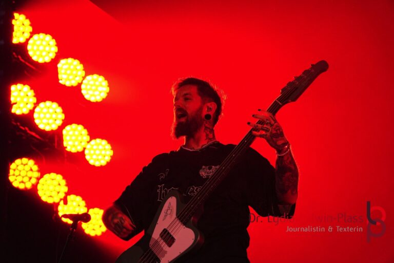 Bury Tomorrow_Festhalle_2025_Polwin-Plass_684
