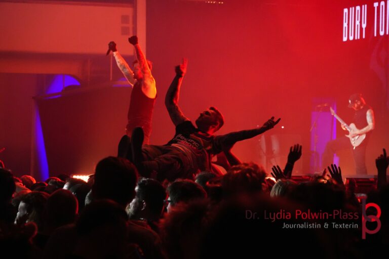 Bury Tomorrow_Festhalle_2025_Polwin-Plass_758