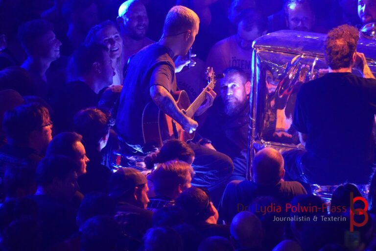 Electric Callboy Festhalle_2025_Polwin-Plass_306