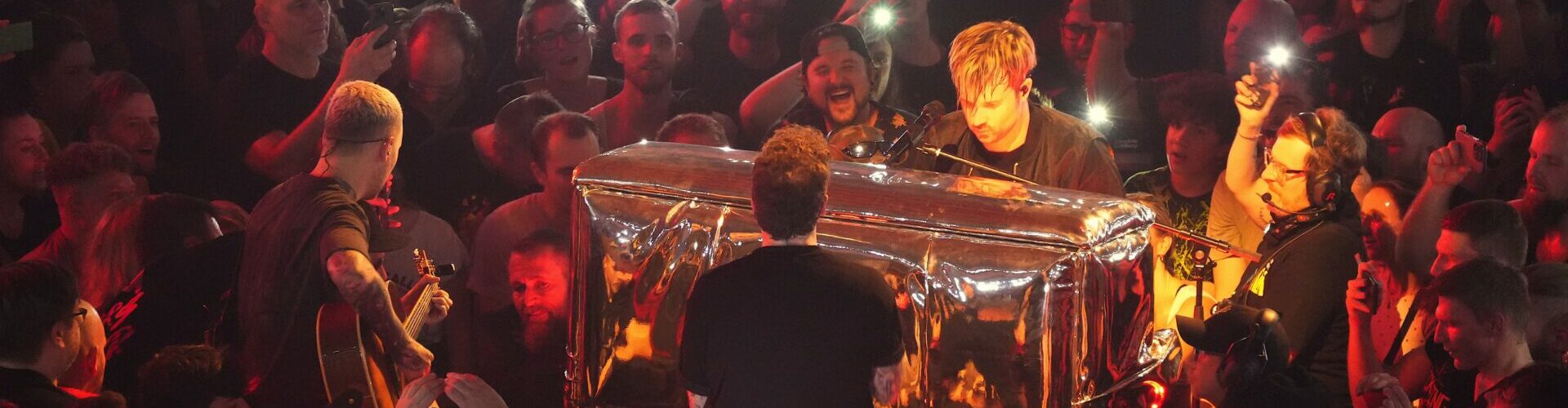 Nachbericht und Fotostrecke – Electric Callboy, Bury Tomorrow und Wargasm in der Festhalle Frankfurt