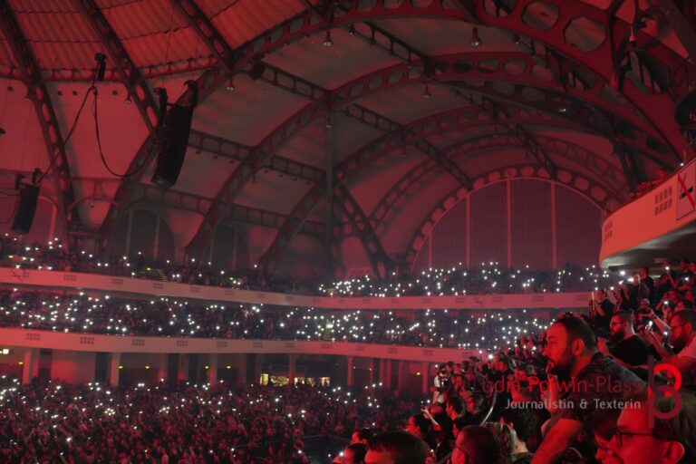 Electric Callboy Festhalle_2025_Polwin-Plass_343