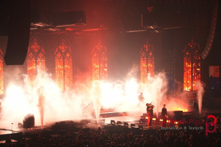 Electric Callboy Festhalle_2025_Polwin-Plass_368