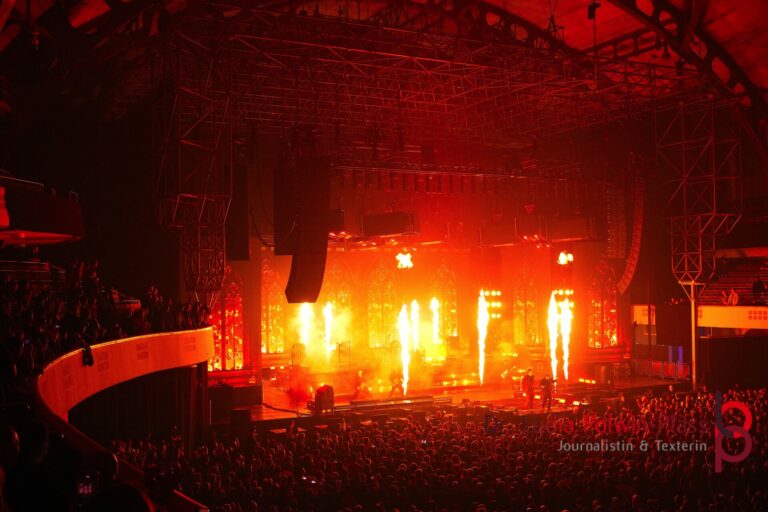 Electric Callboy Festhalle_2025_Polwin-Plass_380