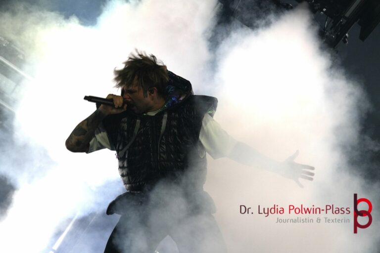 Electric Callboy Festhalle_2025_Polwin-Plass_814