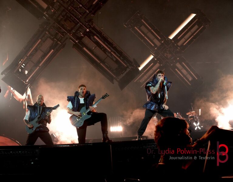 Electric Callboy Festhalle_2025_Polwin-Plass_902