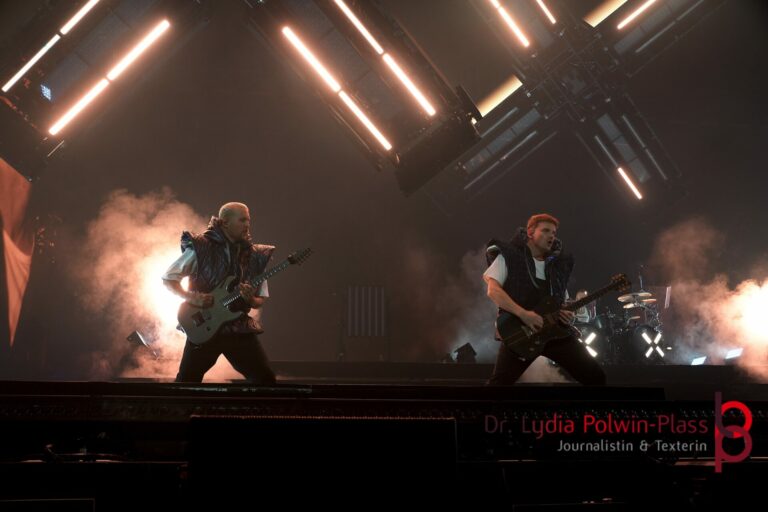 Electric Callboy Festhalle_2025_Polwin-Plass_931