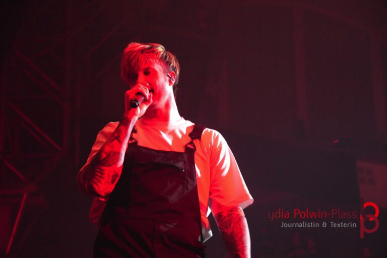 Electric Callboy Festhalle_2025_Polwin-Plass_975