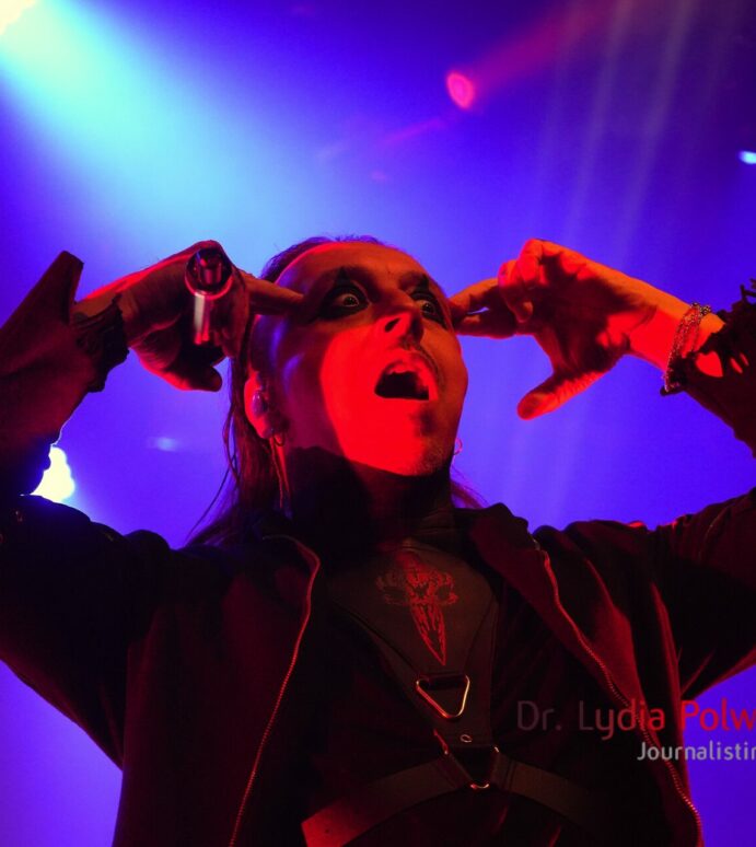 Nachbericht und FOTOSTRECKE: Lacuna Coil in der Batschkapp Frankfurt