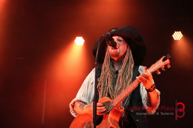 Mr Hurley und die Pulveraffen_Batschkapp 2025_Polwin-Plass_467