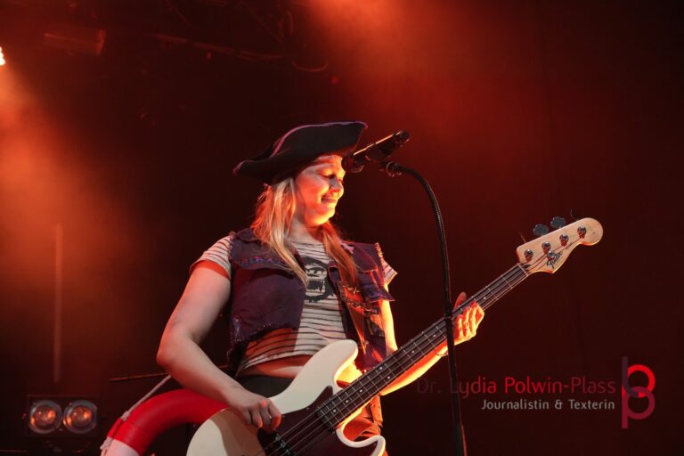 Mr Hurley und die Pulveraffen_Batschkapp 2025_Polwin-Plass_469