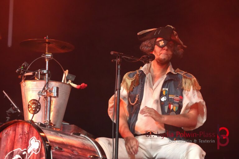 Mr Hurley und die Pulveraffen_Batschkapp 2025_Polwin-Plass_479