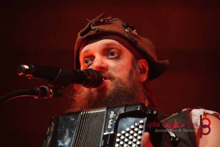 Mr Hurley und die Pulveraffen_Batschkapp 2025_Polwin-Plass_501