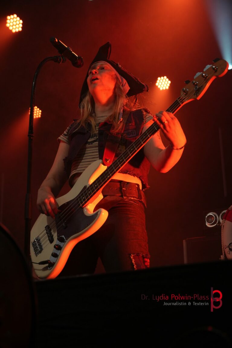 Mr Hurley und die Pulveraffen_Batschkapp 2025_Polwin-Plass_515