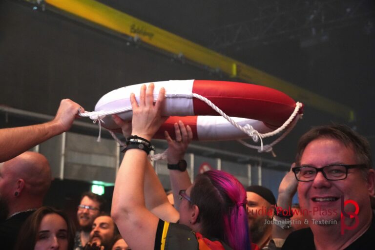 Mr Hurley und die Pulveraffen_Batschkapp 2025_Polwin-Plass_555