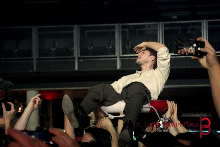 Mr Hurley und die Pulveraffen_Batschkapp 2025_Polwin-Plass_580