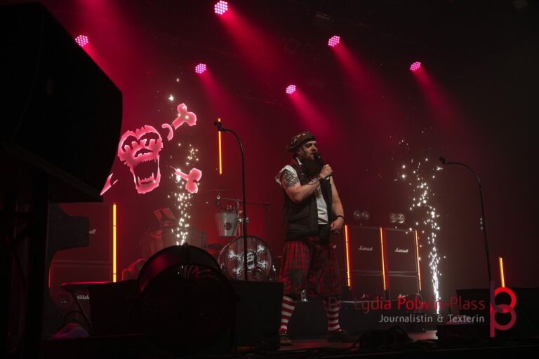 Mr Hurley und die Pulveraffen_Batschkapp 2025_Polwin-Plass_741