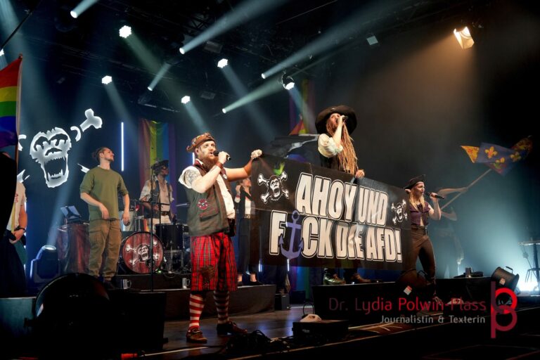 Mr Hurley und die Pulveraffen_Batschkapp 2025_Polwin-Plass_944