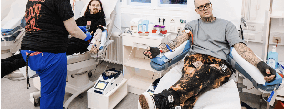 Bloody X-Mas Markt – Ein kraftvoller Start in die metallische Wacken-Vorweihnachtszeit