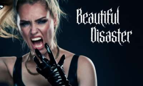 Lily Löwe – Beautiful Disaster